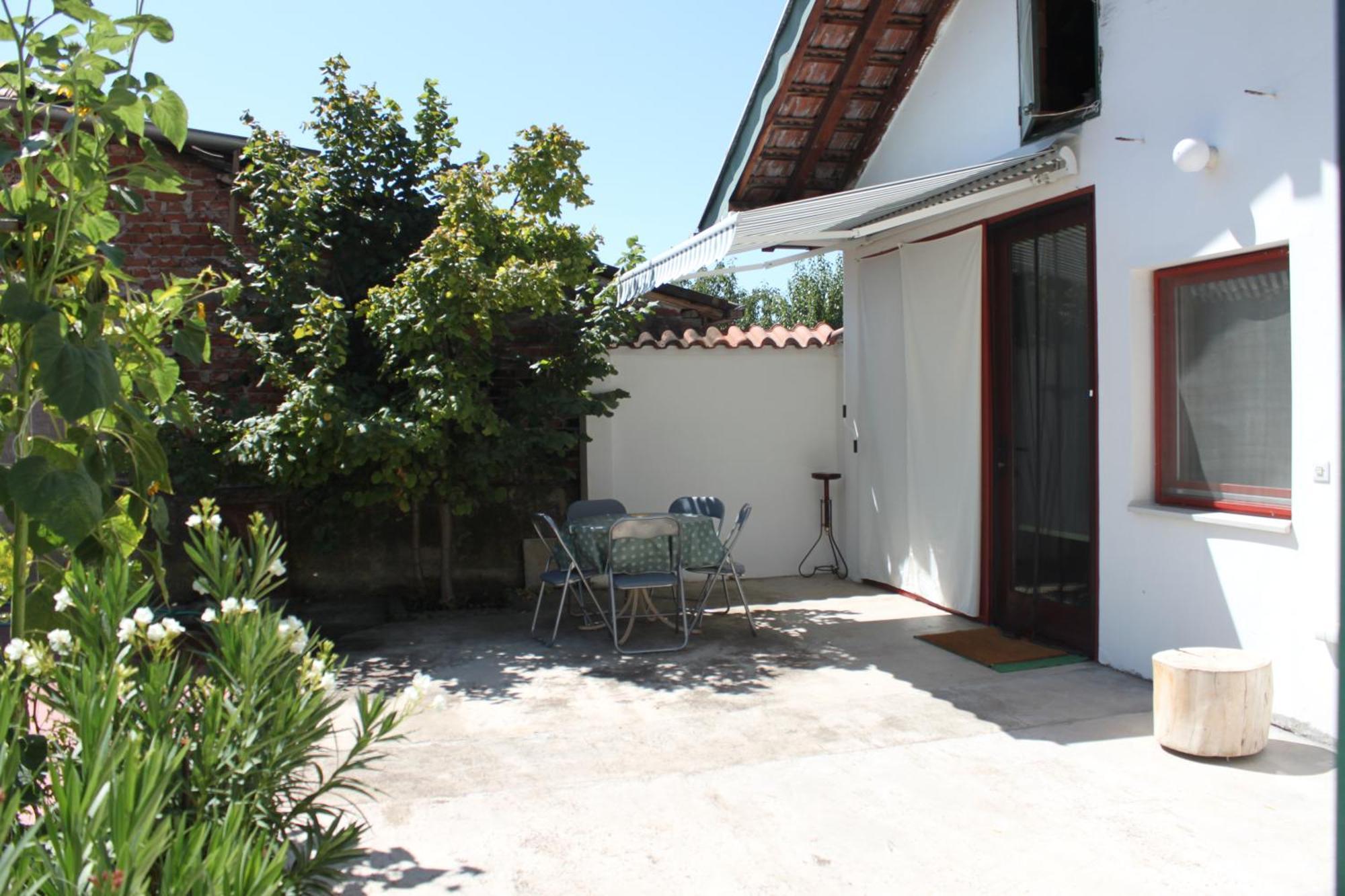 Boulevard Garden House - Free And Save Parking In The Locked Yard Ćuprija 客房 照片
